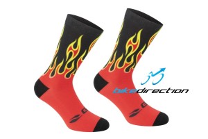 calzini-fiamme-fuoco-gist-fire-trendy-bici-specialized-Bike-Direction